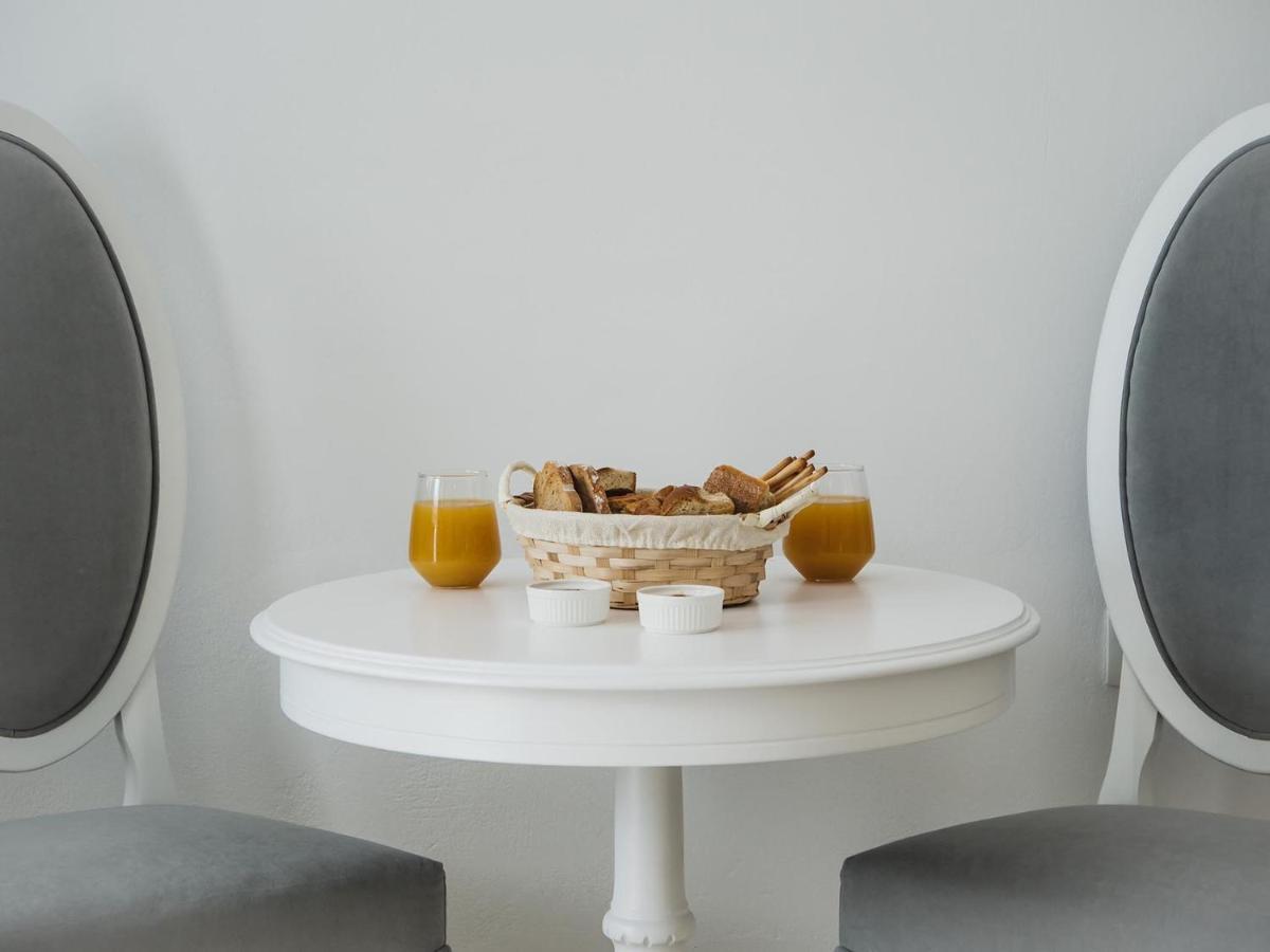 Anthemis Suites Imerovigli  Bagian luar foto